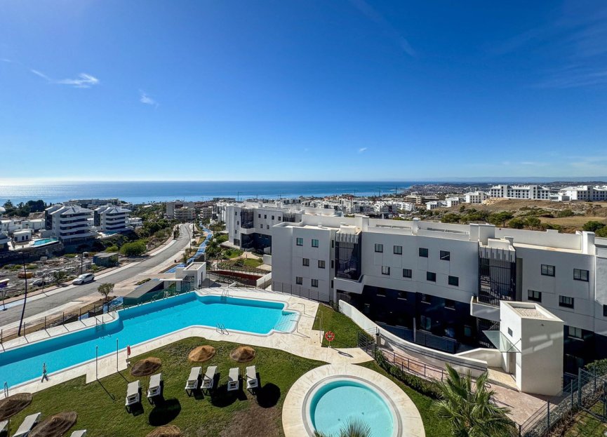 Resale - Apartment - Middle Floor Apartment - Fuengirola - Higueron