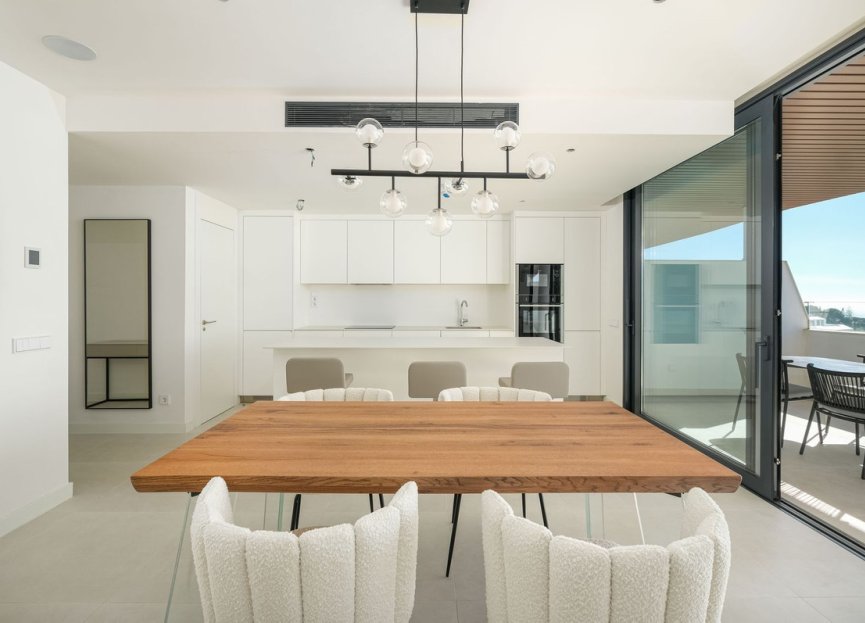 Resale - Apartment - Middle Floor Apartment - Fuengirola - Higueron