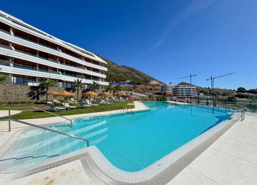 Resale - Apartment - Middle Floor Apartment - Fuengirola - Higueron
