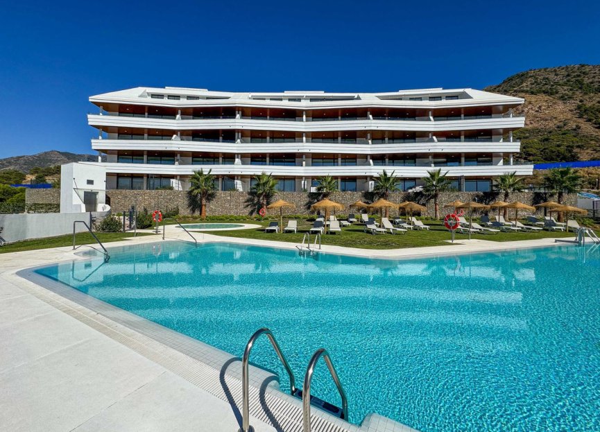 Resale - Apartment - Middle Floor Apartment - Fuengirola - Higueron