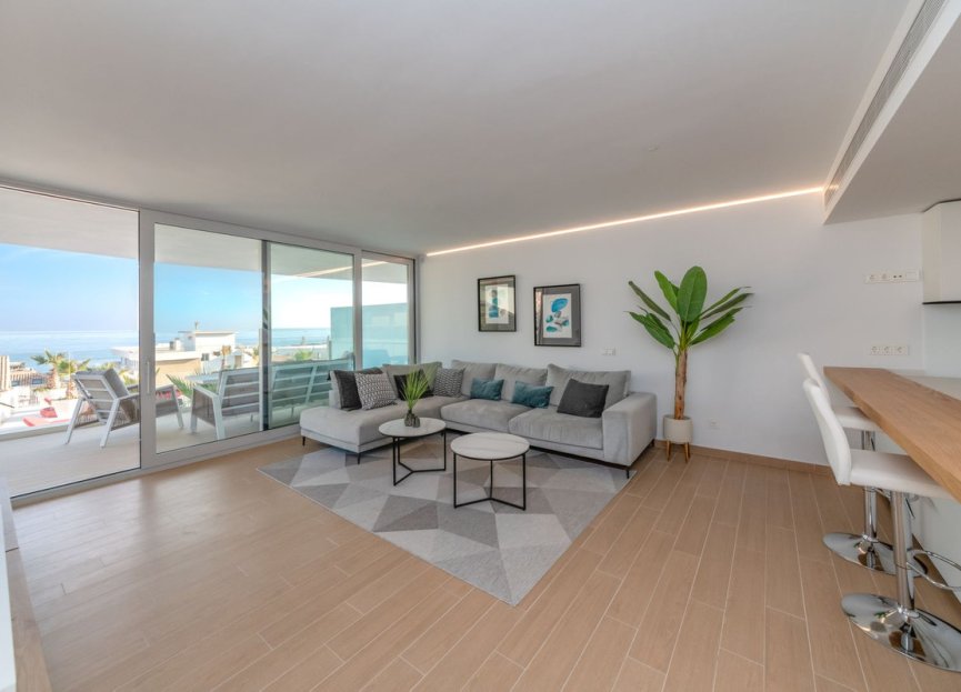 Resale - Apartment - Middle Floor Apartment - Fuengirola - Carvajal