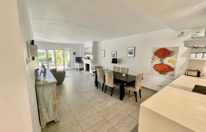 Resale - Ground floor apartment - Marbella - Guadalmina Baja