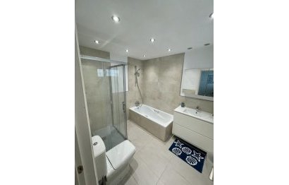 Resale - Ground floor apartment - Marbella - Guadalmina Baja