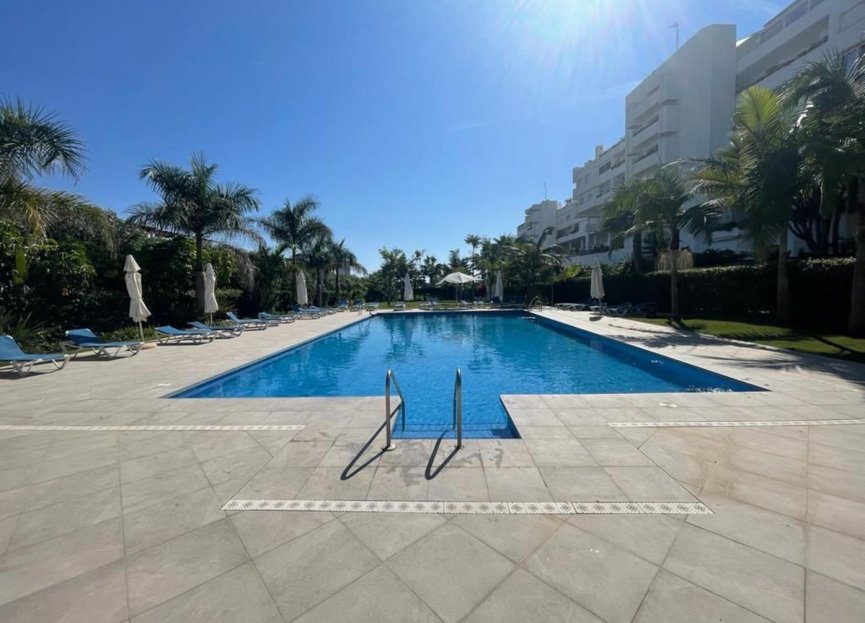 Resale - Ground floor apartment - Marbella - Guadalmina Baja