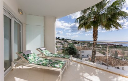 Resale - Apartment - Middle Floor Apartment - Fuengirola - Higueron