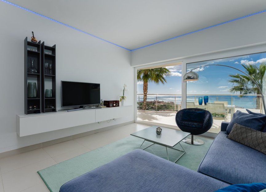 Resale - Apartment - Middle Floor Apartment - Fuengirola - Higueron