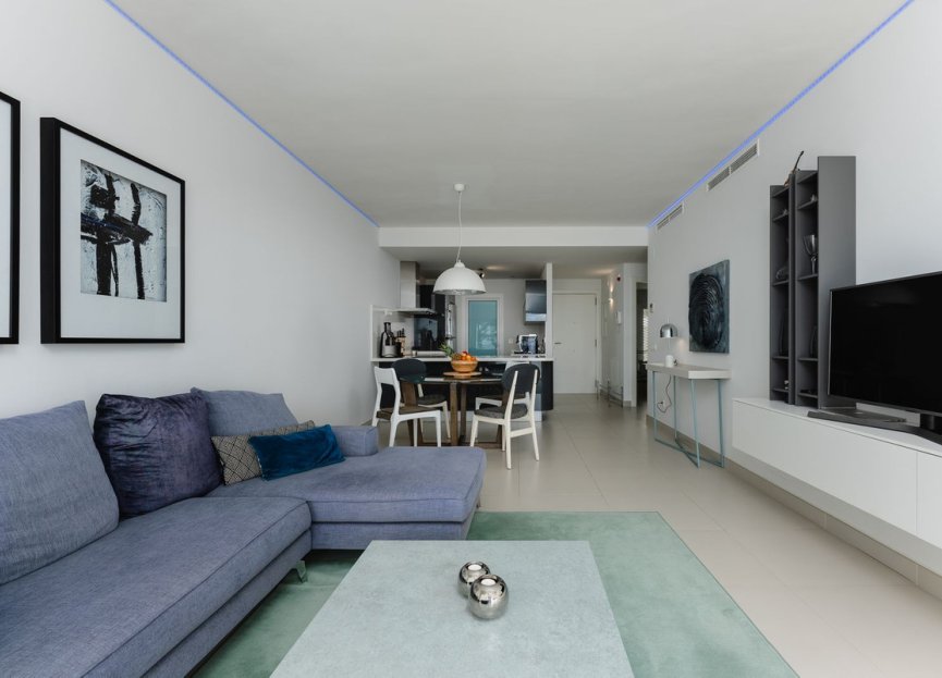 Resale - Apartment - Middle Floor Apartment - Fuengirola - Higueron