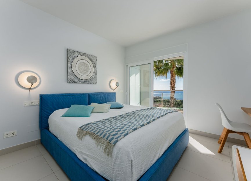 Resale - Apartment - Middle Floor Apartment - Fuengirola - Higueron