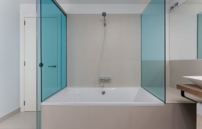 Resale - Apartment - Middle Floor Apartment - Fuengirola - Higueron