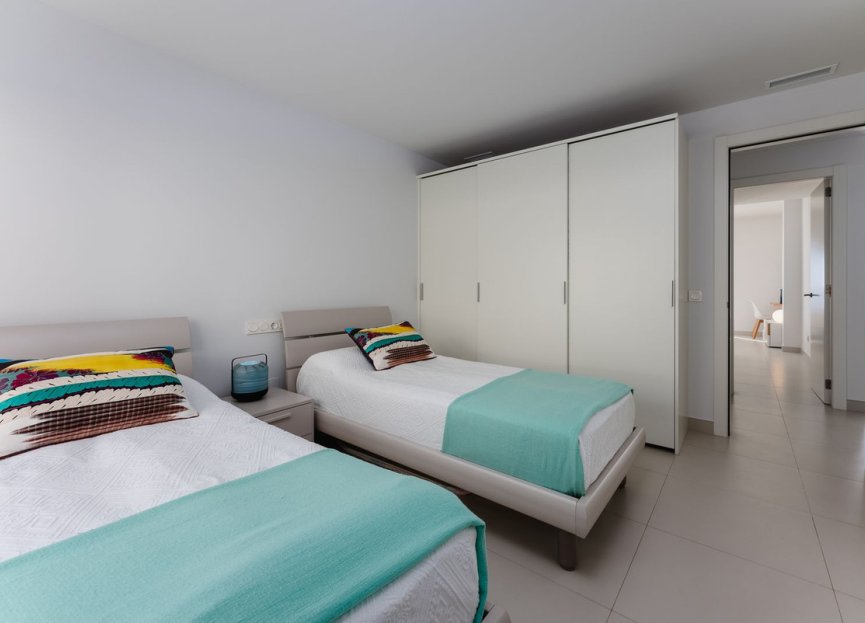 Resale - Apartment - Middle Floor Apartment - Fuengirola - Higueron