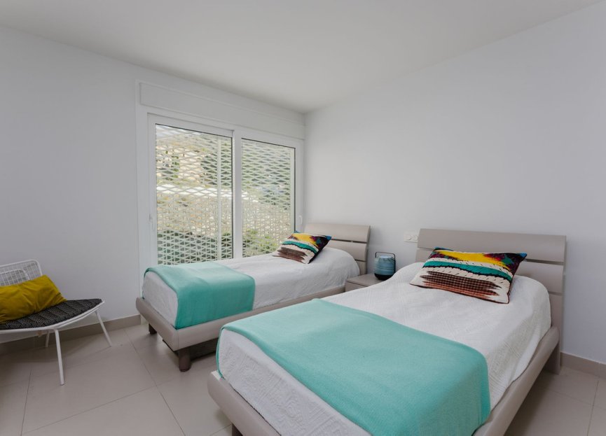 Resale - Apartment - Middle Floor Apartment - Fuengirola - Higueron