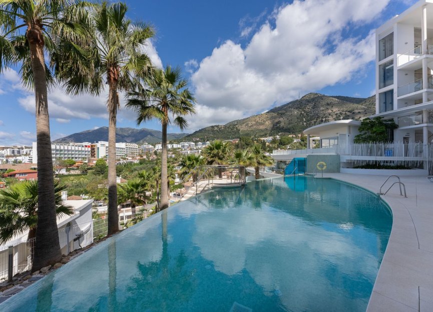 Resale - Apartment - Middle Floor Apartment - Fuengirola - Higueron