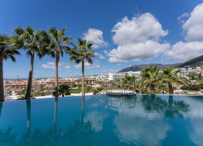 Resale - Apartment - Middle Floor Apartment - Fuengirola - Higueron