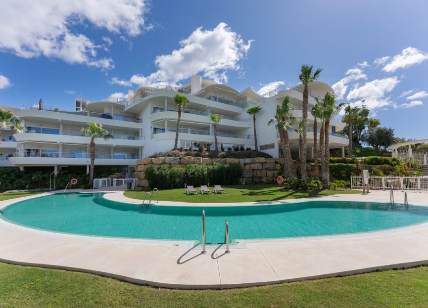 Resale - Apartment - Middle Floor Apartment - Fuengirola - Higueron