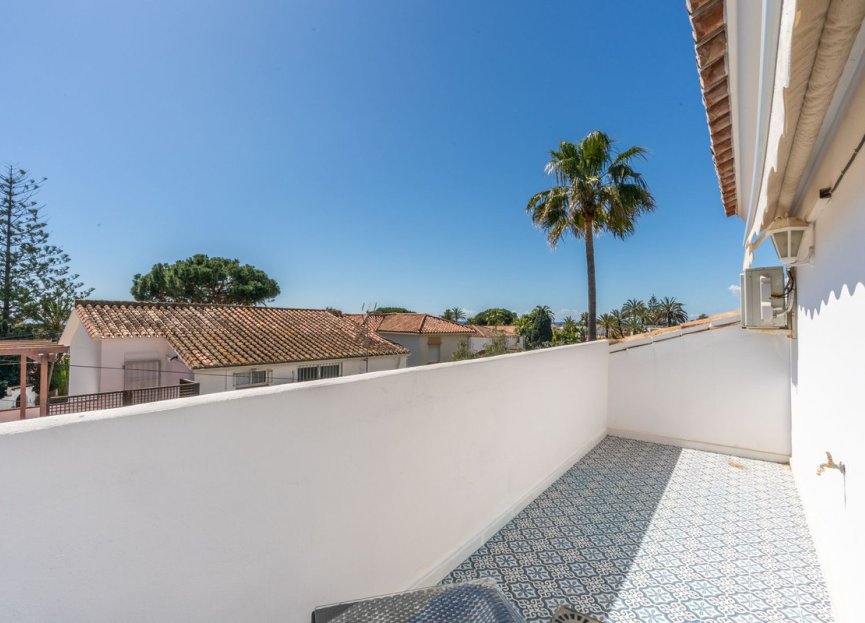 Reventa - House - Detached Villa - Marbella - Marbesa