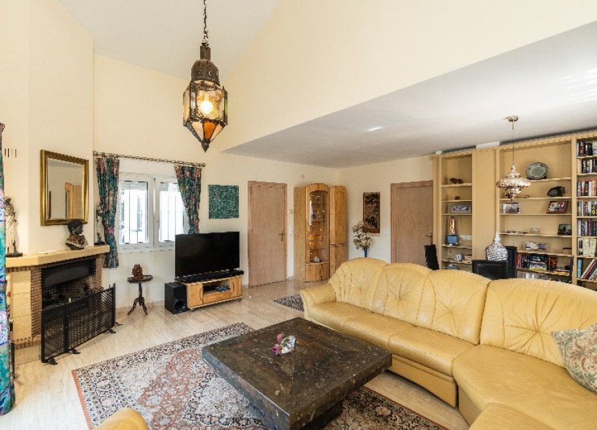 Reventa - House - Detached Villa - Marbella - Marbesa