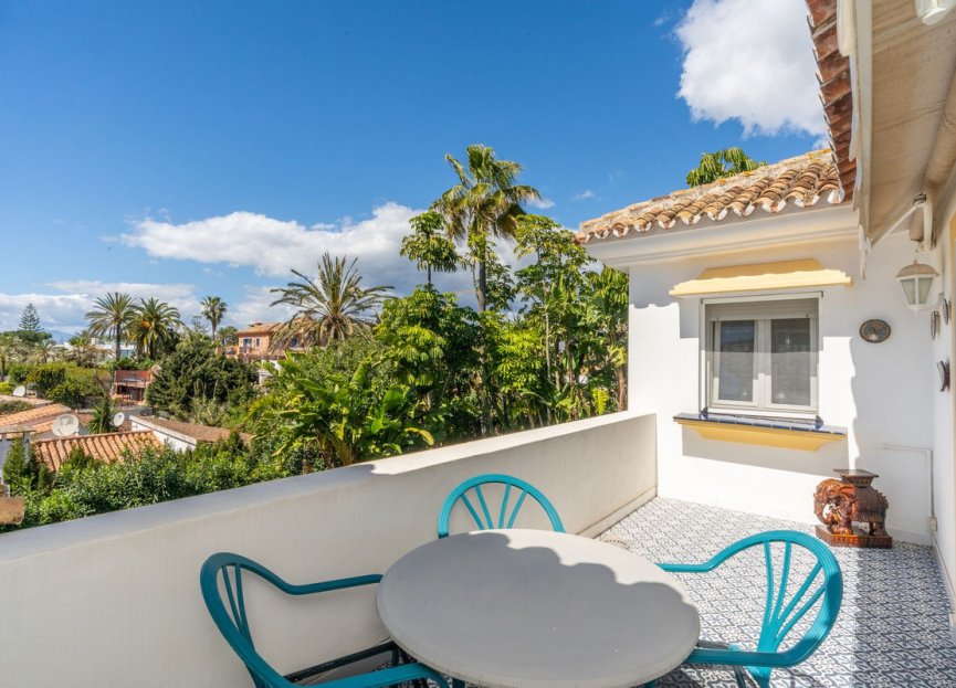 Reventa - House - Detached Villa - Marbella - Marbesa