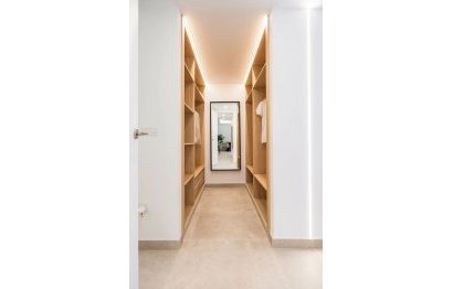 Resale - Apartment - Middle Floor Apartment - Fuengirola - Fuengirola Centro