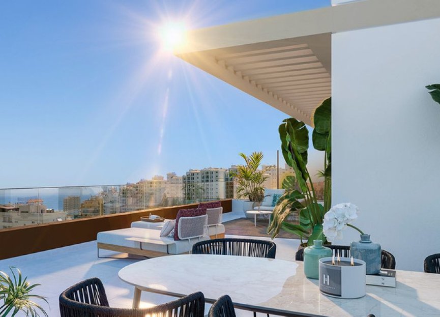 Resale - Apartment - Middle Floor Apartment - Estepona - Estepona Centro