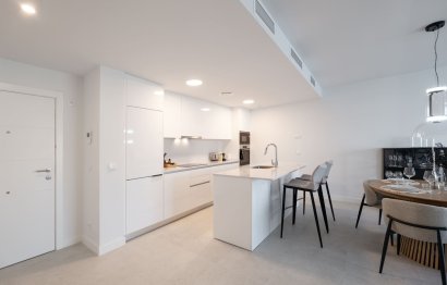 Resale - Apartment - Middle Floor Apartment - Estepona - Estepona Centro