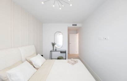 Resale - Apartment - Middle Floor Apartment - Estepona - Estepona Centro