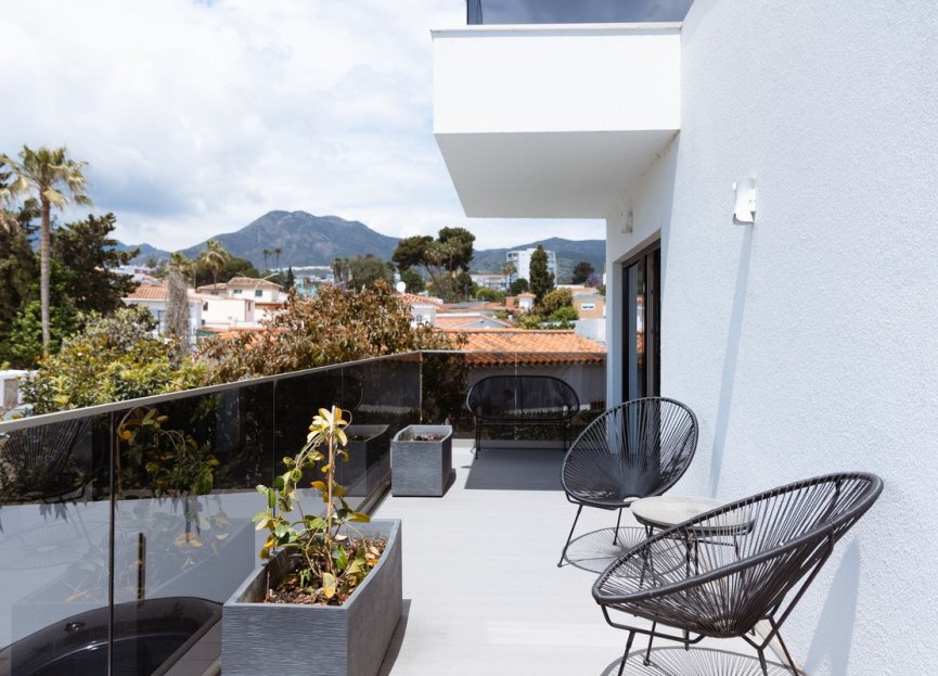 Resale - House - Detached Villa - Benalmádena - Benalmadena Centro