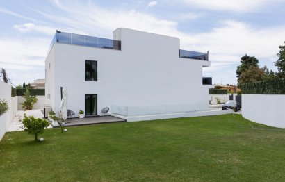 Resale - House - Detached Villa - Benalmádena - Benalmadena Centro