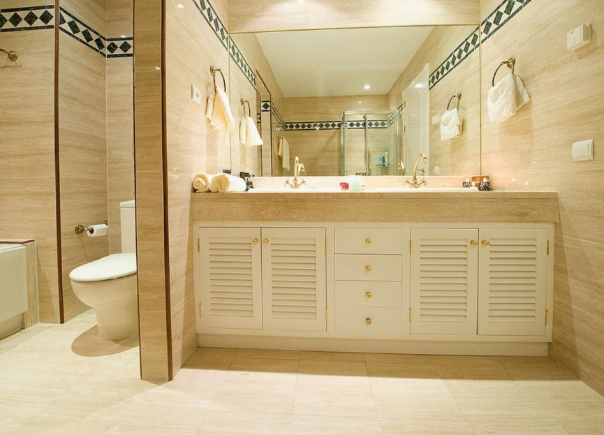 Resale - Ground floor apartment - Marbella - Nueva Andalucia