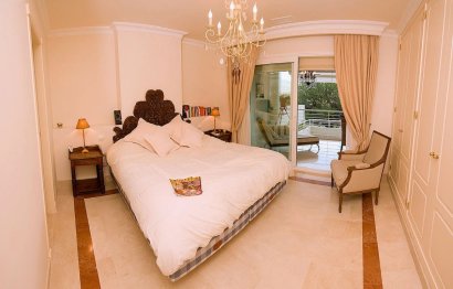 Resale - Ground floor apartment - Marbella - Nueva Andalucia