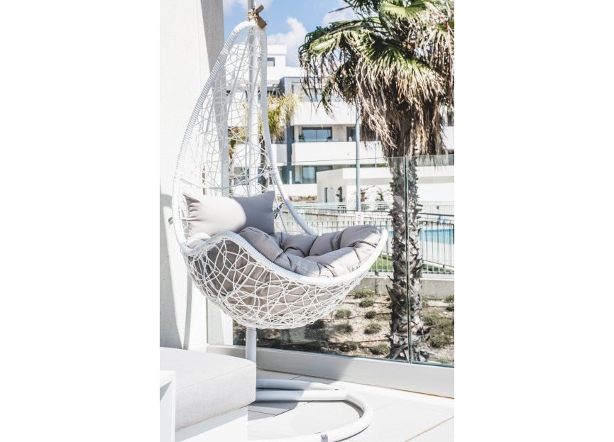 Resale - Apartment - Middle Floor Apartment - Estepona - Estepona Centro