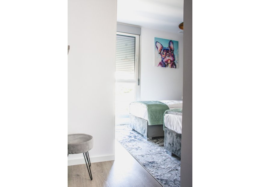 Resale - Apartment - Middle Floor Apartment - Estepona - Estepona Centro