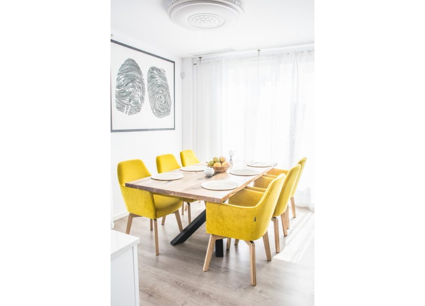 Resale - Apartment - Middle Floor Apartment - Estepona - Estepona Centro