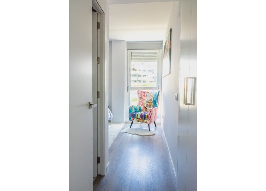 Resale - Apartment - Middle Floor Apartment - Estepona - Estepona Centro