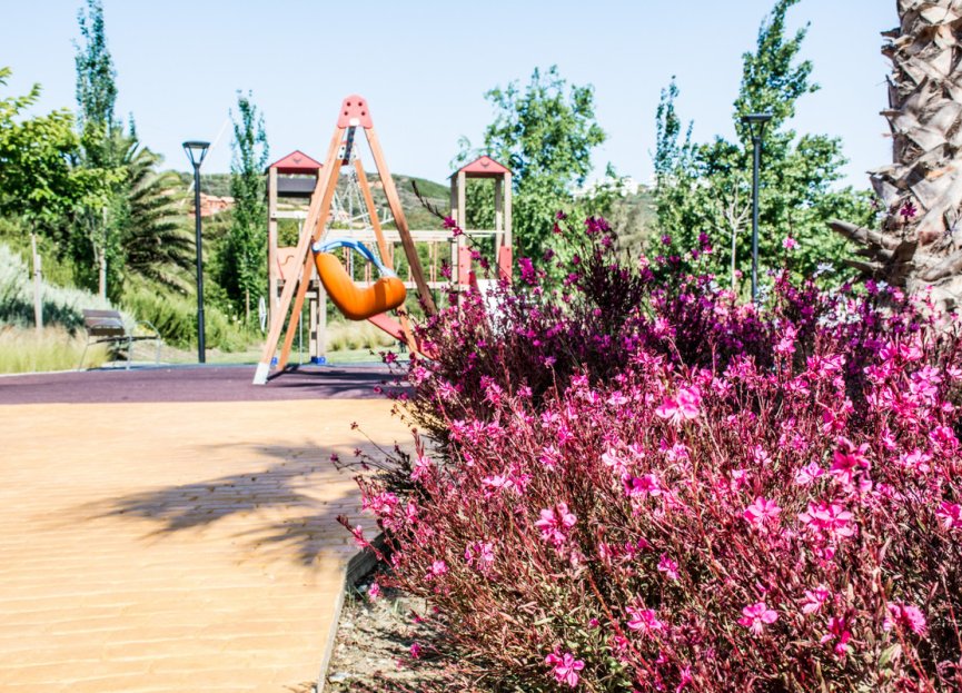 Resale - Apartment - Middle Floor Apartment - Estepona - Estepona Centro