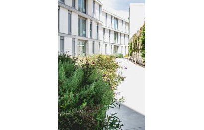 Resale - Apartment - Middle Floor Apartment - Estepona - Estepona Centro