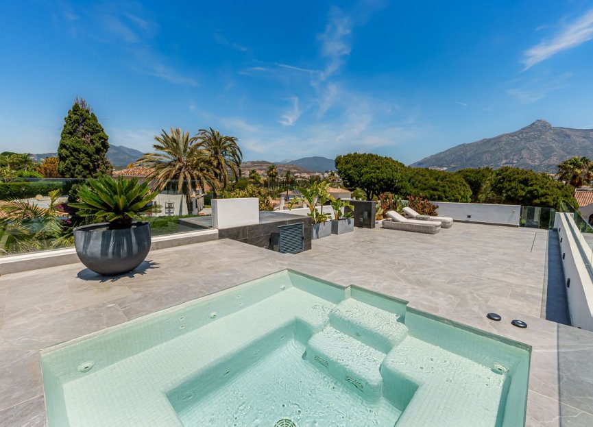 Reventa - House - Detached Villa - Marbella - Nueva Andalucia