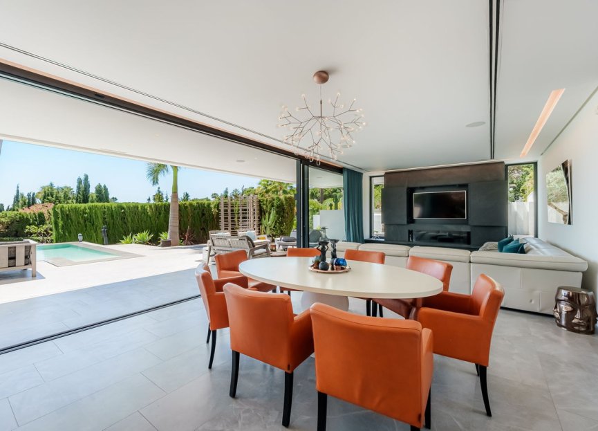 Reventa - House - Detached Villa - Marbella - Nueva Andalucia