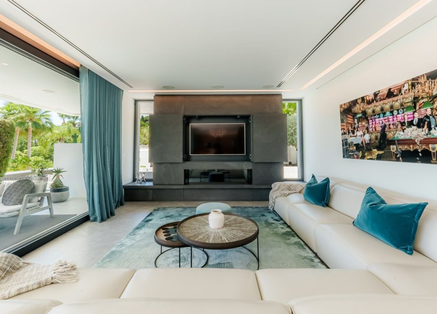 Reventa - House - Detached Villa - Marbella - Nueva Andalucia