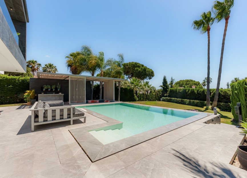 Reventa - House - Detached Villa - Marbella - Nueva Andalucia