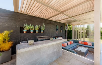 Reventa - House - Detached Villa - Marbella - Nueva Andalucia