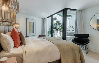 Reventa - House - Detached Villa - Marbella - Nueva Andalucia