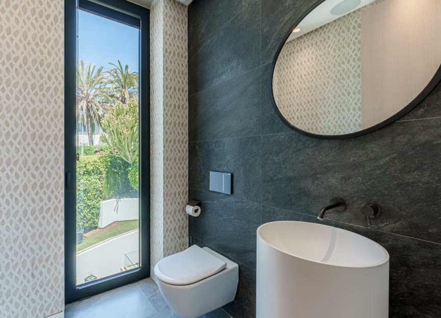 Reventa - House - Detached Villa - Marbella - Nueva Andalucia