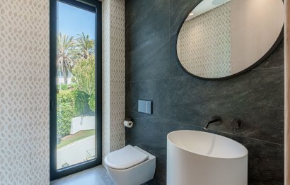 Reventa - House - Detached Villa - Marbella - Nueva Andalucia