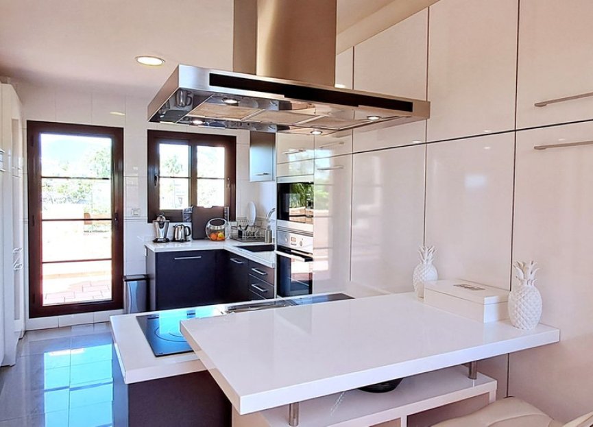 Resale - Apartment - Penthouse - Estepona - New Golden Mile