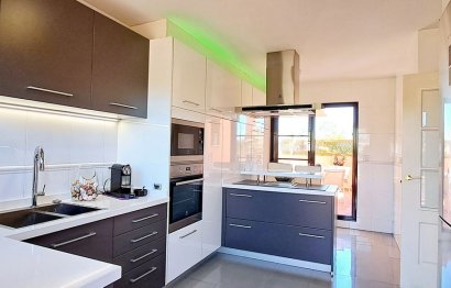 Resale - Apartment - Penthouse - Estepona - New Golden Mile