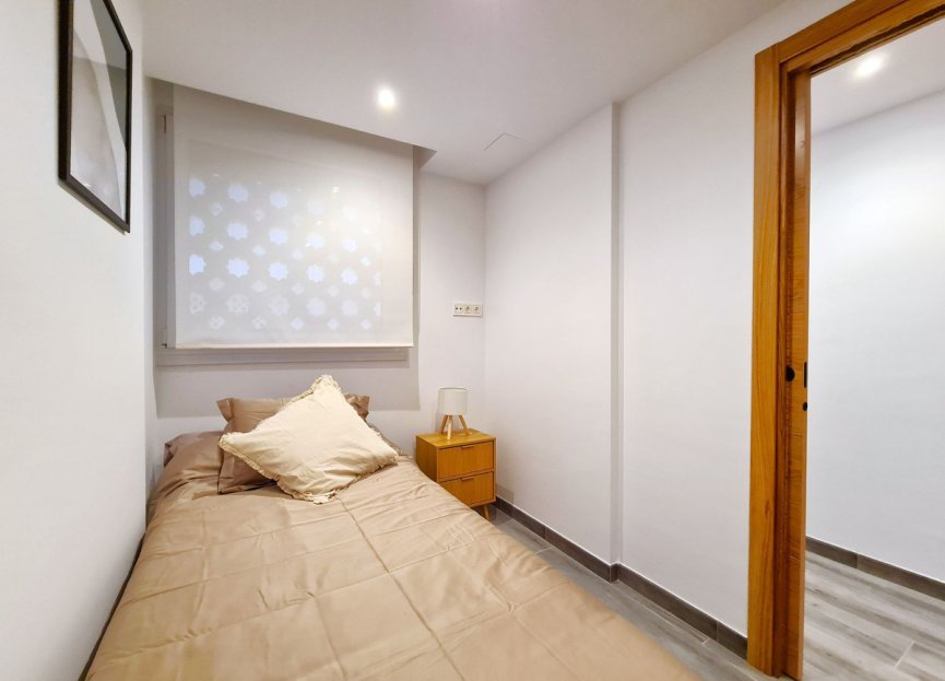 Reventa - Apartment - Middle Floor Apartment - Estepona - Estepona Centro