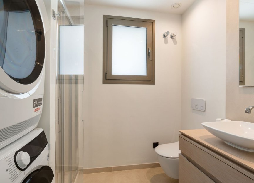 Resale - Apartment - Penthouse - Marbella - Nueva Andalucia