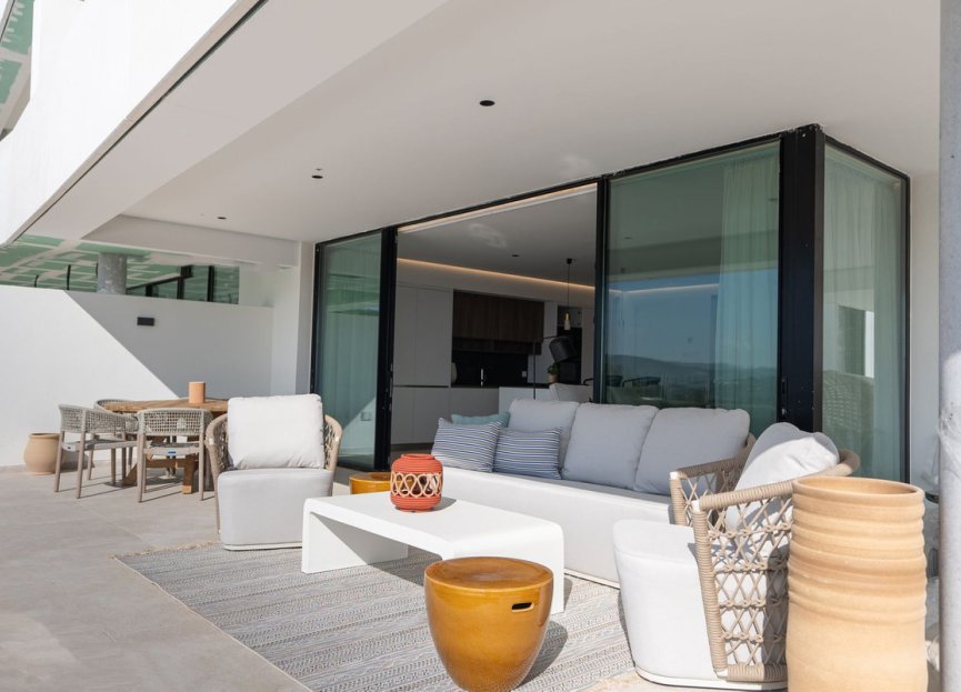 Resale - Apartment - Penthouse - Estepona - Estepona Centro