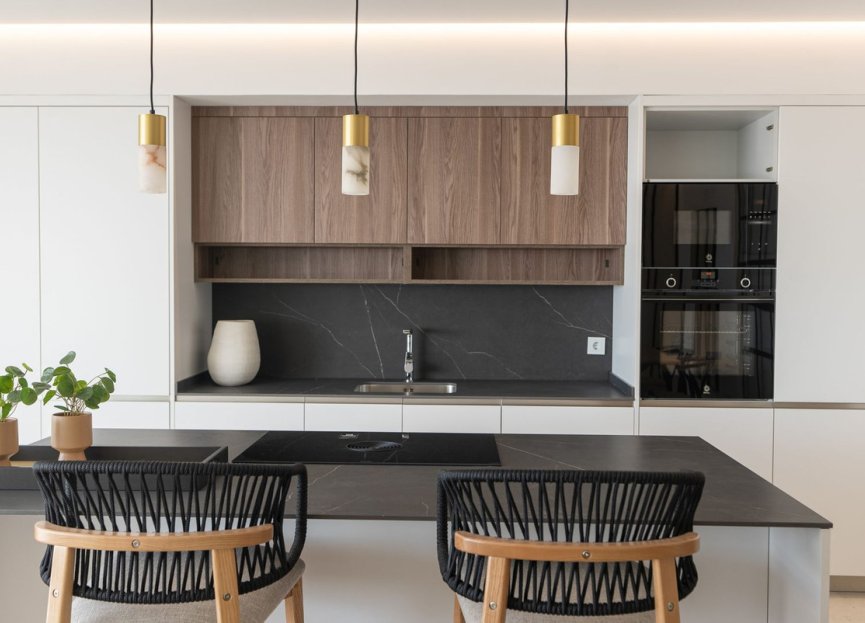 Resale - Apartment - Penthouse - Estepona - Estepona Centro