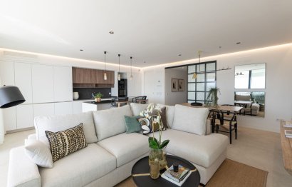 Resale - Apartment - Penthouse - Estepona - Estepona Centro